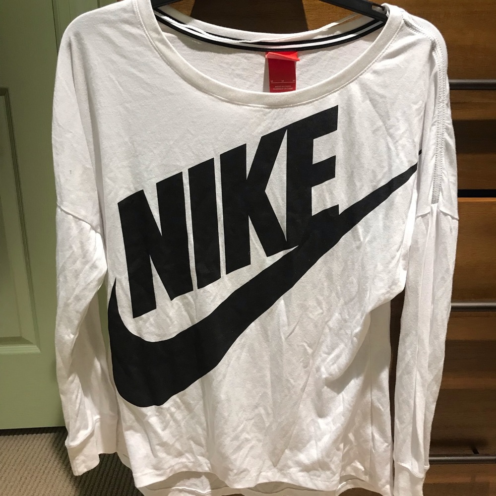 Nike t-shirt